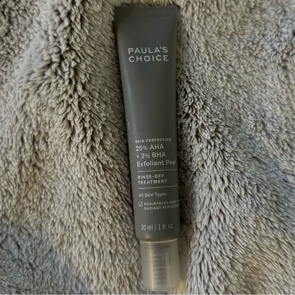 Paula’s Choice 25% AHA + 2% BHA Exfoliant Peel